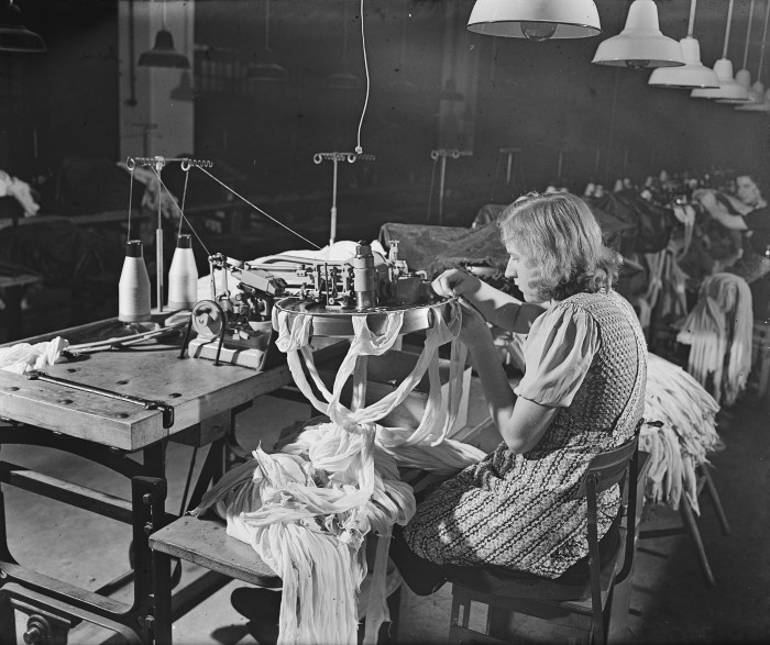 Textielwerkzaamheden in Tilburg.