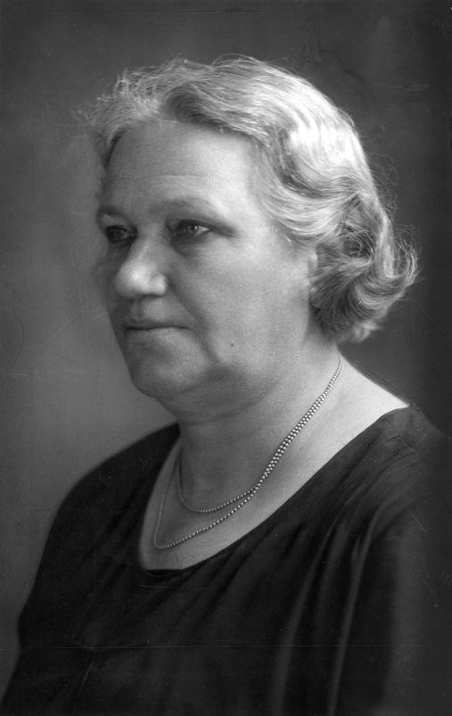 Suze Groeneweg, eerste vrouwelijke Tweede Kamerlid.